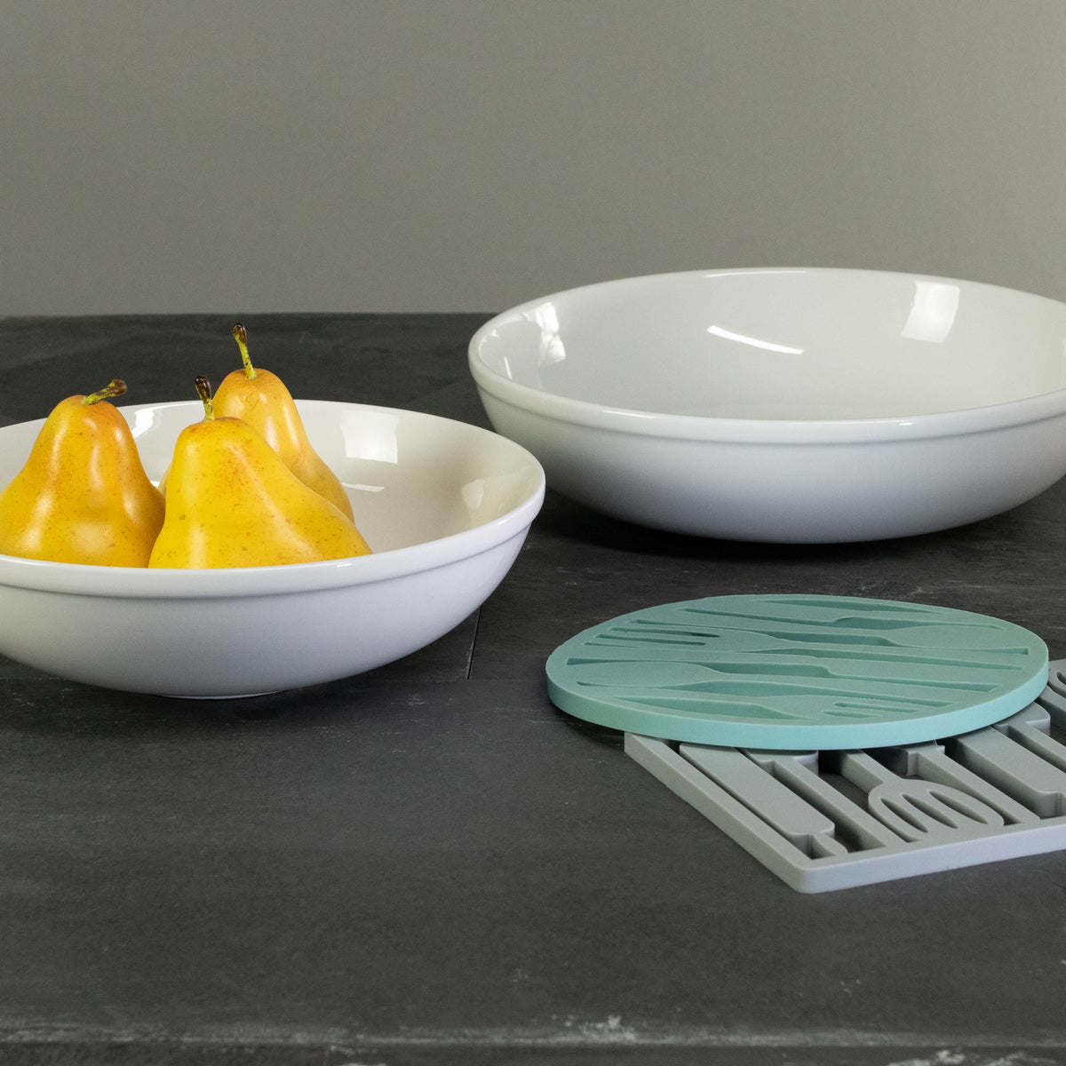 Assorted Serving Bowls, Set of 2